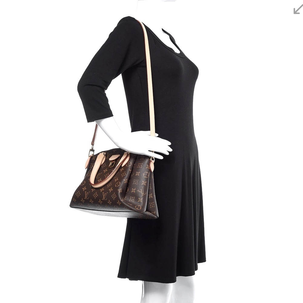 LOUIS VUITTON Monogram RIVOLI MM